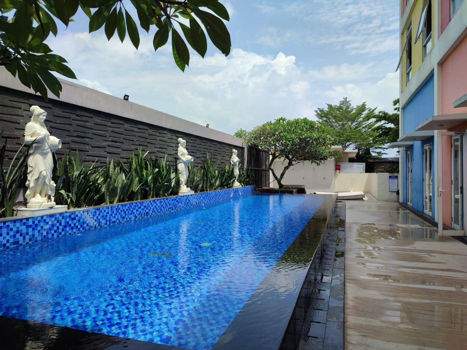 Front One Hotel Purwodadi Purwodadi  Kültér fotó